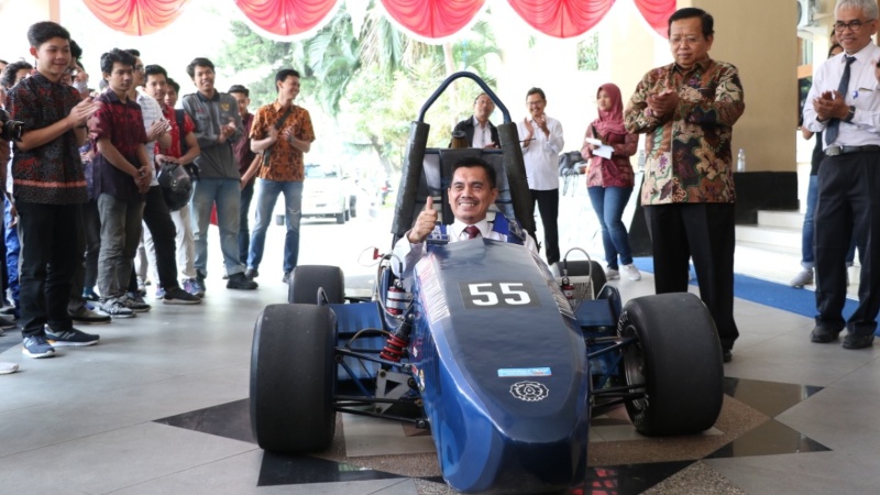  Andalkan Yudhistira, UNS Siap Berlaga di Student Formula Japan 2019