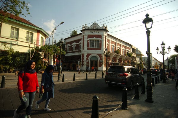  Ganjar Minta Kota Lama Semarang Bebas Kendaraan