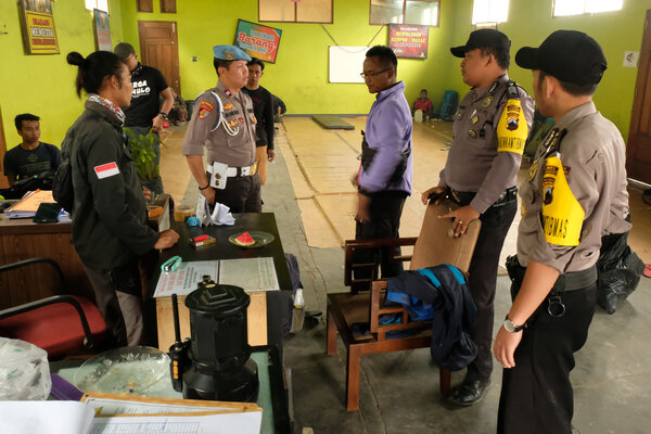  Hutan Sumbing Kembali Terbakar, Bagaimana Nasib Pendaki?