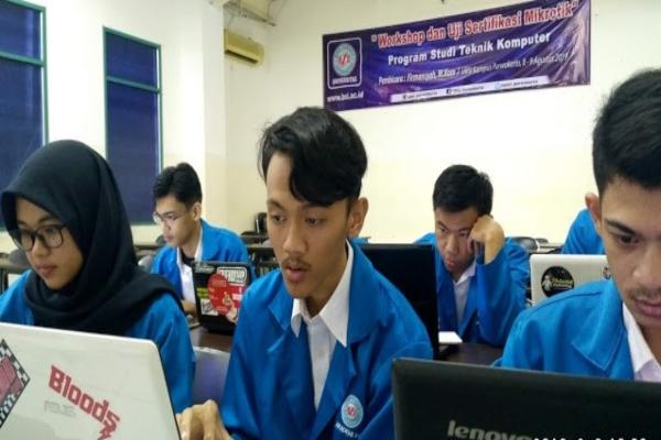  UBSI Kampus Purwokerto Tingkatkan Kompetensi Mahasiswa  di Bidang Networking