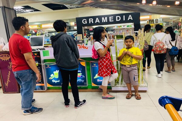  PG Krebet Baru Ajak Warga Malang Raya Lebih Mengenal Minuman Sari Tebu