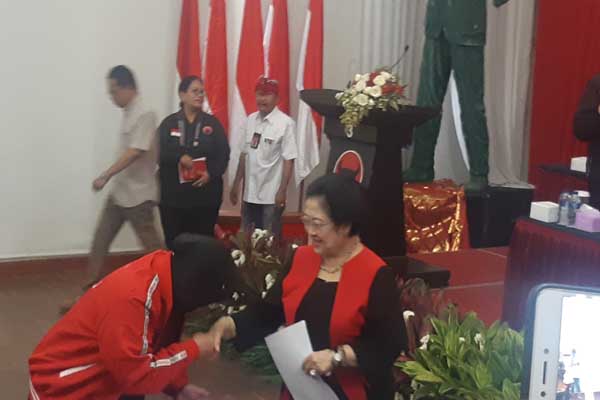  Risma Jadi Ketua Bidang Kebudayaan PDIP, Alasannya Sukses di Surabaya