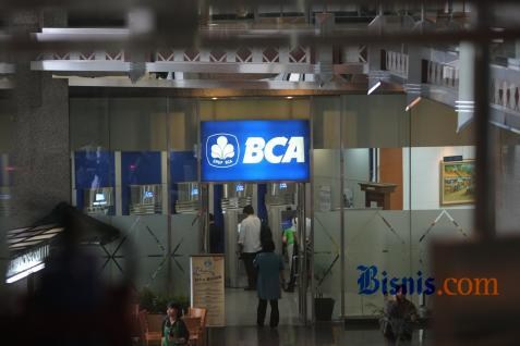  Perlambatan Kredit Valas Berlanjut