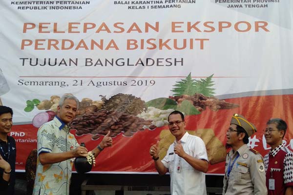  Jateng Ekspor Perdana Biskuit ke Bangladesh