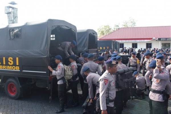  100 Anggota Brimob Maluku Utara Bantu Amankan Papua dan Papua Barat