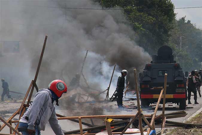  Polisi Tetapkan 35 Tersangka Kericuhan Papua Barat