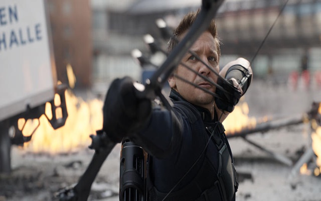  Pemeran Hawkeye Minta Sony Lanjutkan Karakter Spider-Man di Semesta Marvel