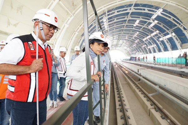  Menteri BUMN : LRT Cawang-Cibubur Beroperasi Akhir Oktober 2019