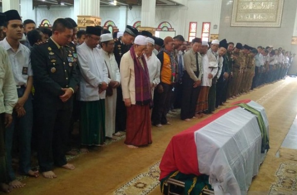  Ketua MUI Cianjur Pimpin Salat Jenazah Ipda Erwin