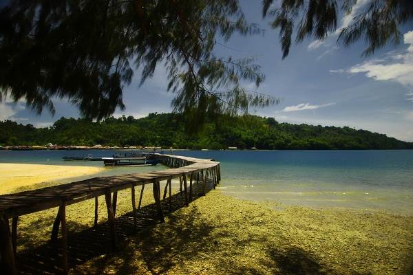  Gubernur Gorontalo Sebut Pengelolaan Pantai Bolihutou Butuh Peran Swasta