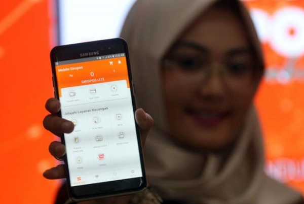  Pos Indonesia Genjot Digitalisasi Segmen Menengah Bawah