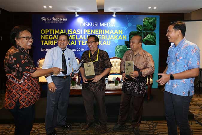  Optimalisasi Penerimaan Negara Melalui Kebijakan Tarif Cukai Tembakau