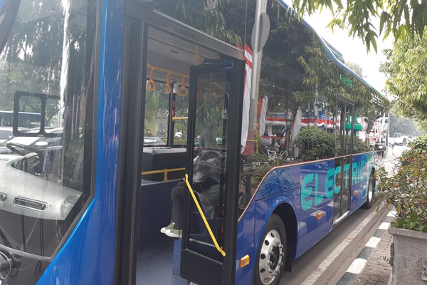  Pemerintah Subsidi Bus Listrik pada 2021 untuk Angkutan Umum
