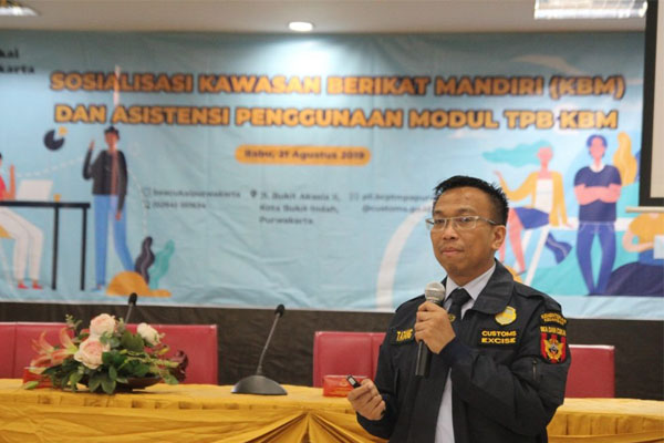  Bea Cukai Purwakarta Undang Puluhan Perusahaan Beberkan Manfaat Kawasan Berikat Mandiri