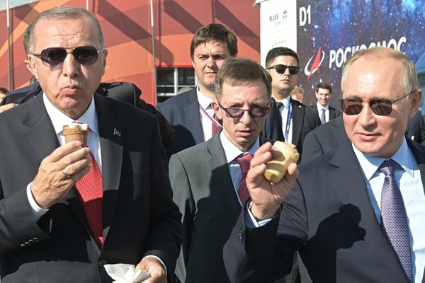 Udara Moscow Panas, Vladimir Putin Belikan Erdogan Es Krim Rusia