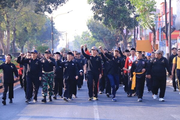  Ribuan Pesilat dari 14 Perguruan di Madiun Deklarasi Sura Damai