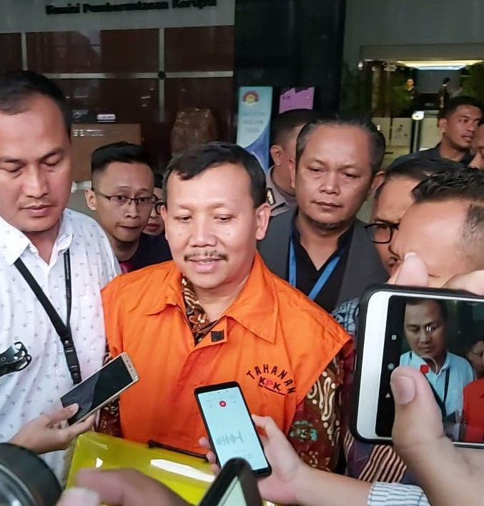  Kasus Meikarta: Sekda Jabar Iwa Karniwa Resmi Ditahan KPK