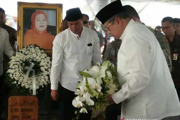  Ibunda SBY Meninggal, ini Penyebab Ibas Tidak Hadir di Pemakaman