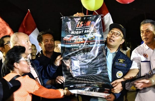  Pemprov Jabar Dukung Event Balap Otomotif Malam di Sentul