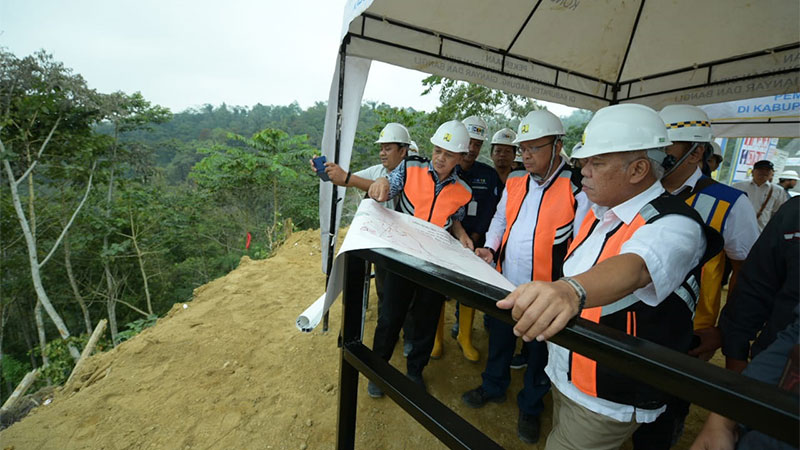  PROYEK BENDUNGAN SIDAN