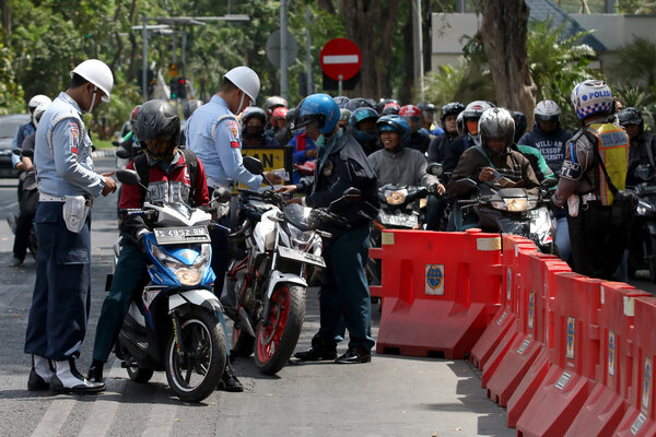  Operasi Patuh Semeru Gelar Sidang di Tempat bagi Pelanggar di Madiun