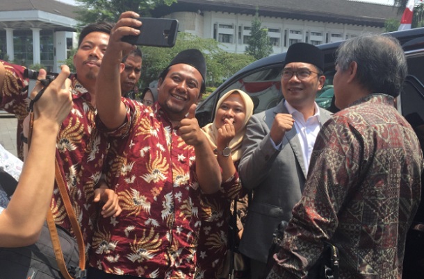  Ridwan Kamil Targetkan Sebelum Desember Sudah Ada Sekda Pengganti Iwa Karniwa