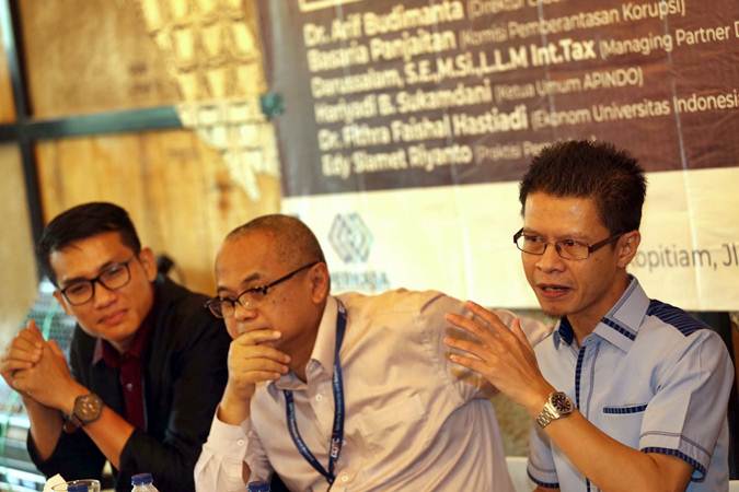  PENYUSUNAN OMNIBUS LAW : Revisi 3 UU Pajak di Simpang Jalan