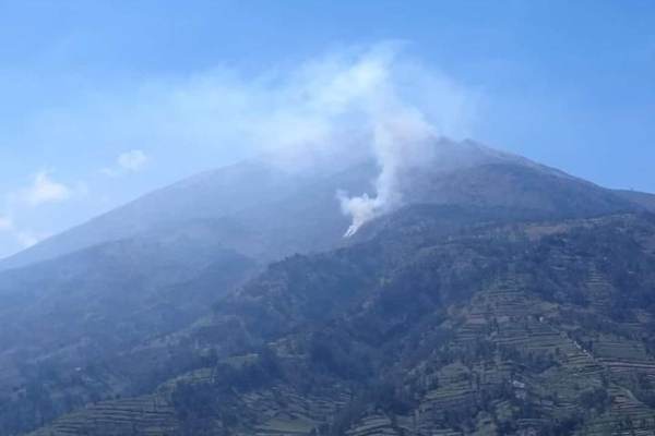  Kebakaran di Lereng Gunung Merbabu Akhirnya Padam