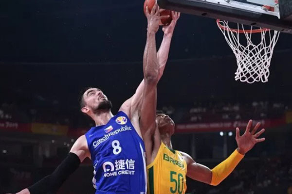  Hasil Piala Dunia Basket : Cheska Gasak Brasil, Buka Peluang ke 8 Besar