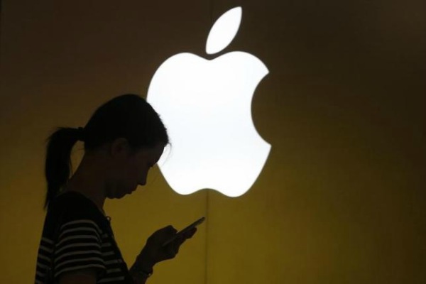  Apple & Foxconn Langgar Aturan Ketenagakerjaan di China
