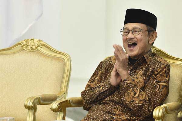  Kabar BJ Habibie Meninggal Dunia Dipastikan Bohong, Ini Doa Netizen