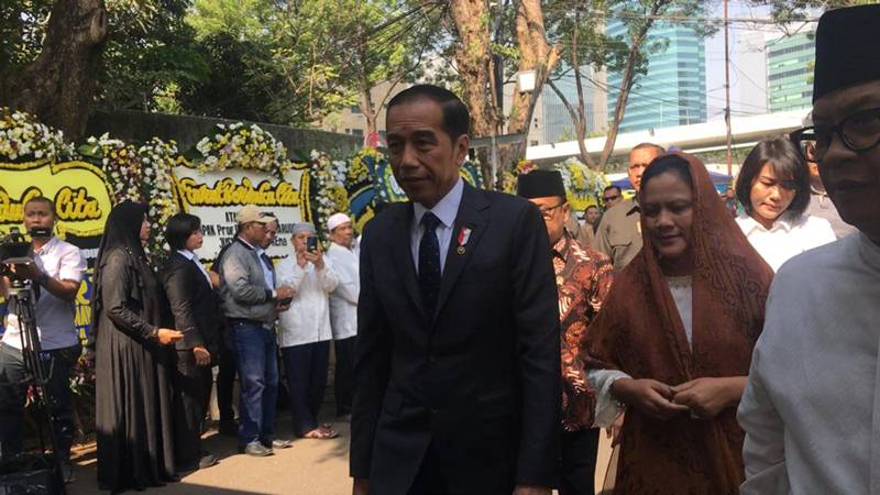  Presiden Jokowi Melayat B.J. Habibie di Rumah Duka