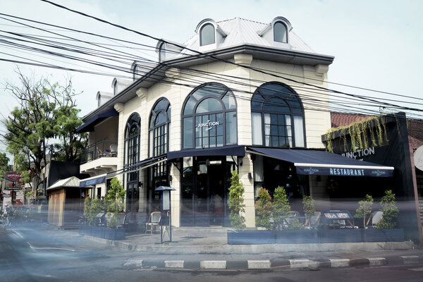  The Junction House Bali, Restoran Unik Bernuansa Eropa