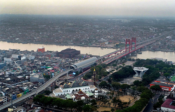  PERTUMBUHAN EKONOMI SUMATRA SELATAN