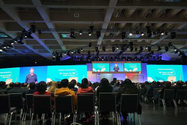  LAPORAN DARI AS: Kolaborasi Oracle & VMware untuk Solusi Hybrid Cloud
