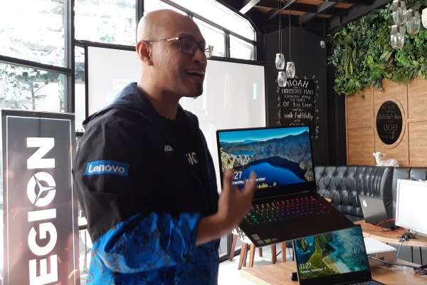 Laptop Anyar Lenovo Bidik Segmen Gamer Surabaya