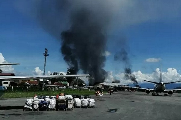  Pagi Ini, Bandara Wamena Ditutup karena Demo Anarkis