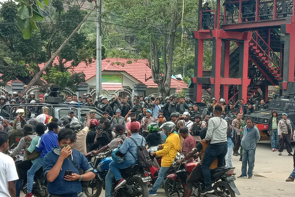  Tiga Mahasiswa Tewas Akibat Peluru Saat Unjuk Rasa di Uncen