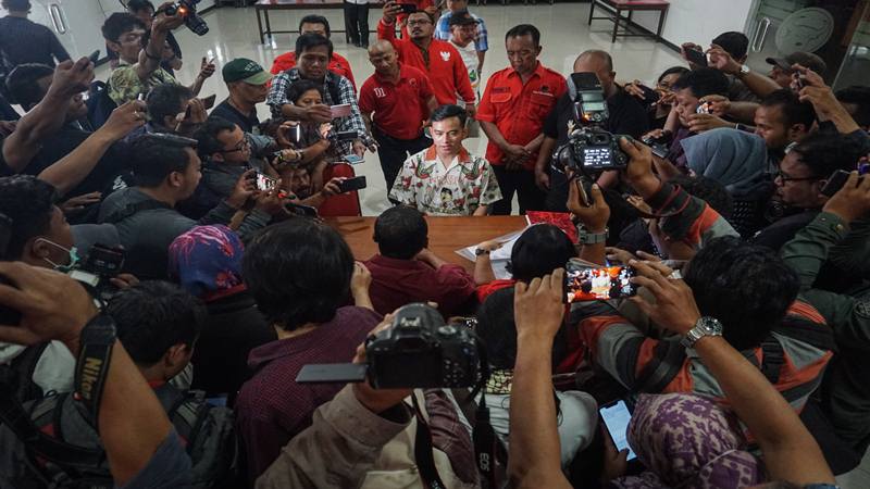  Ketua DPC PDIP Solo: Sekarang Bukan Waktunya untuk Gibran Jokowi 