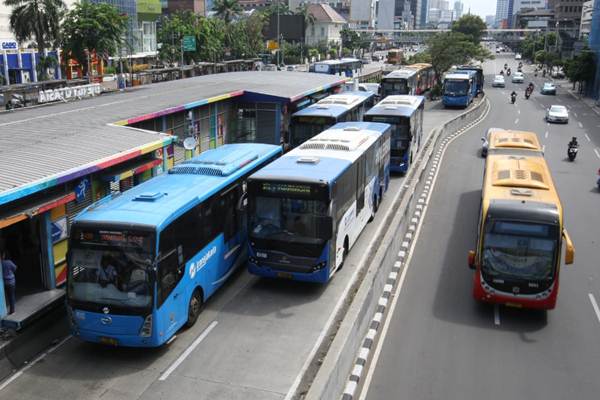  Demo DPR, Halte dan Rute Transjakarta Ini Setop Beroperasi