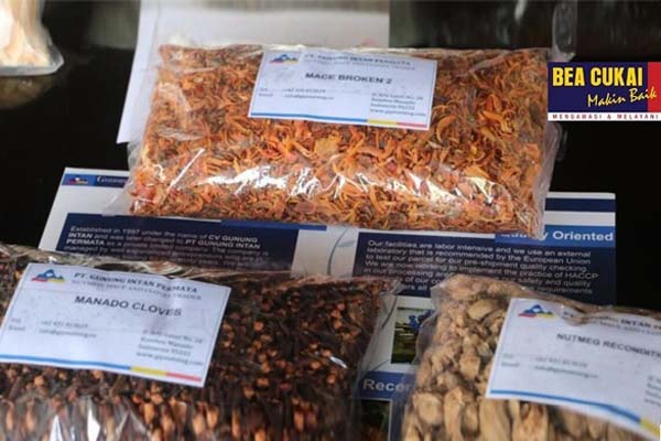  Bea Cukai Lepas Ekspor Komoditas Pertanian Sulawesi Utara