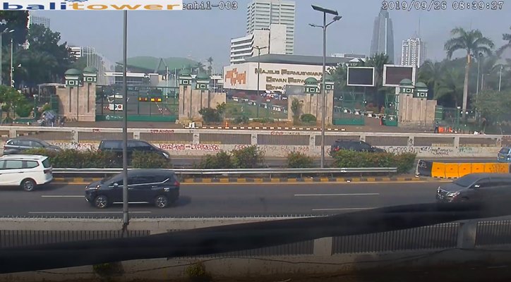  Kondisi Tol Di Sekitar Gedung MPR/DPR Sudah Normal, Cek CCTV Ini