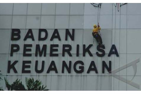  Pelantikan Anggota BPK Bisa Jadi Jebakan untuk Jokowi 