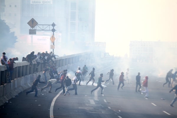  Unjuk Rasa DPR Senayan, Kerusuhan Pecah di Tiga Titik