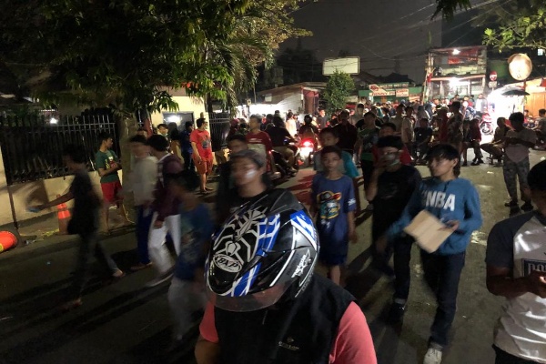  Demo DPR : Brimob Polda Metro Jaya Kejar Massa Aksi Hingga ke Pemukiman Penduduk