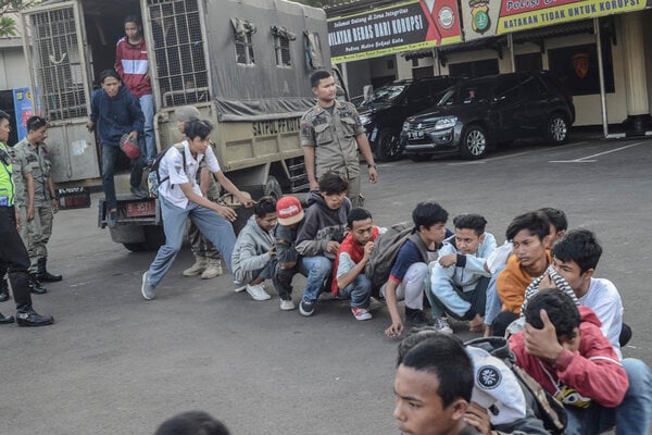  Mendikbud Terima Laporan Ada 50 Pendemo Menyaru Siswa