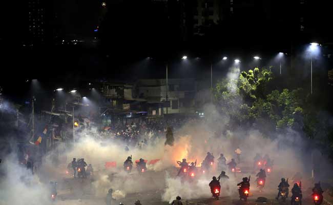  Polisi Sebut Massa Perusuh Bukan Demonstran