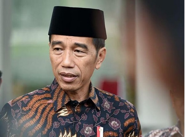  Jokowi: Kita Harus Berani Perkenalkan Batik ke Acara Internasional