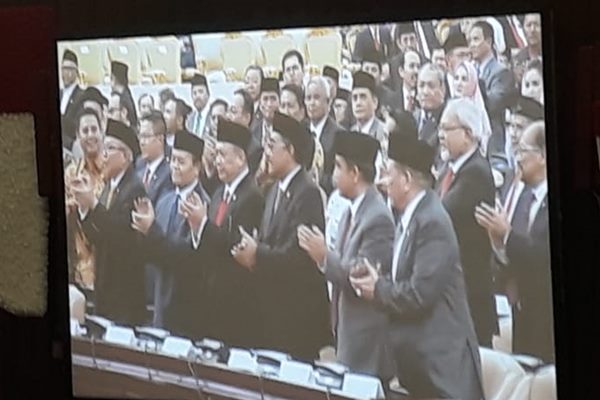  Sah, Bambang Soesatyo Jadi Ketua MPR Hasil Musyawarah Mufakat