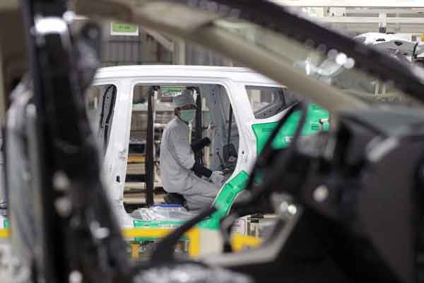  Sektor Otomotif Lesu, Pertumbuhan Industri Komponen Tersendat